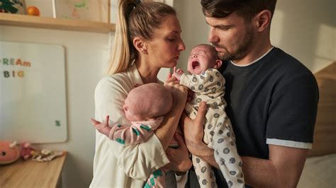 Prečo bábätko plače po dojčení?